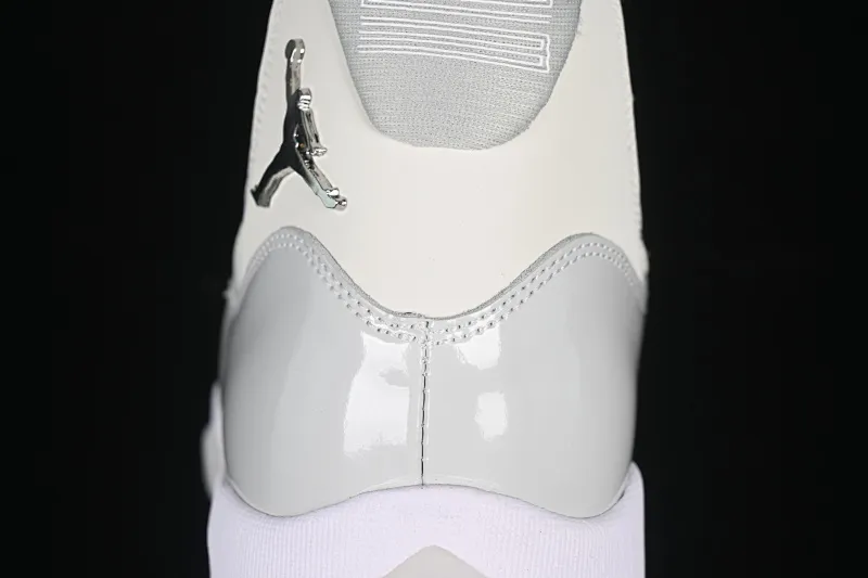 All categories Air Jordan Jordan series basketball shoes Air Jordan 11 Air Jordan 11 Retro "Grand Finale" AJ11 Joe 11 Pearl Gray AR0715-110